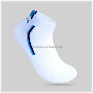 Lucidez algodón color sólido moda boca baja absorber el sudor calcetines barco Calcetines - Product Image 1