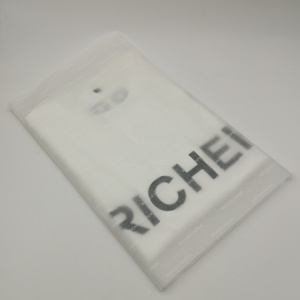 Papier d'emballage en tissu imprimé personnalisé - Product Image 3