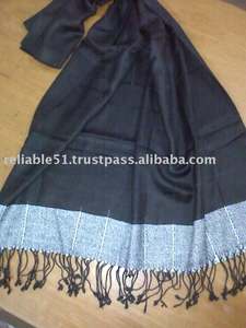 ผ้าคลุมไหล่พัชมีนาสำหรับผู้หญิง ทำจากใยวิสโคส พร้อมขอบลายแบบดั้งเดิม ใช้เป็นเครื่องประดับในฤดูหนาว เนื้อผ้านุ่มลื่น เหมาะสำหรับเป็นของขวัญ - Product Image 2