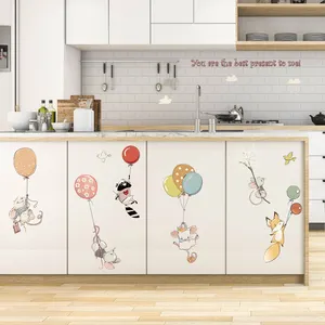 YIYAO personagem Dos Desenhos Animados personalizado adesivos de vinil adesivos de parede da escada adesivos decorativos com balão para kids room