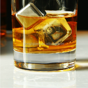 <span class=keywords><strong>In</strong></span> magazzino all'ingrosso tradizionale <span class=keywords><strong>bicchiere</strong></span> <span class=keywords><strong>da</strong></span> <span class=keywords><strong>whisky</strong></span> rotondo <span class=keywords><strong>da</strong></span> 300ml <span class=keywords><strong>bicchiere</strong></span> <span class=keywords><strong>da</strong></span> <span class=keywords><strong>whisky</strong></span> <span class=keywords><strong>In</strong></span> cristallo senza piombo - Product Image 5