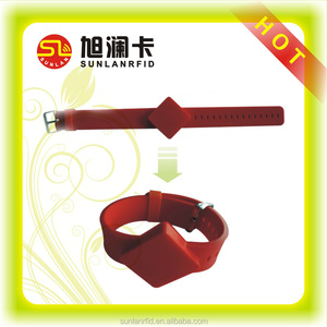 Precio de fábrica RFID NFC Pasiva 125 kHz A Prueba de agua de PVC/ABS/Silicona Pulsera De Goma <span class=keywords><strong>para</strong></span> Gimnasio - Product Image 4