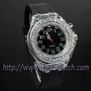 Fashion 7-Colors LED Flash Diamond Young Girl Watch