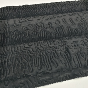 Per indumento e giocattolo goffrato e spazzolato striscia di pelliccia sintetica o tessuto di peluche all'ingrosso - Product Image 3