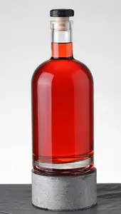 Fabricación China 700ml plano alcohólico brandy clara botella de vino de vidrio de licor espíritu para venta