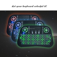Clavier sans fil I82.4G Mini souris aérienne rétroéclairée RVB anglais russe espagnol français thaïlandais voix télécommande TV Box OEM