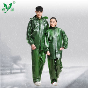 Jas Hujan Bertudung Pria Wanita, 100% Berat Karet Tahan Air PVC - Product Image 2