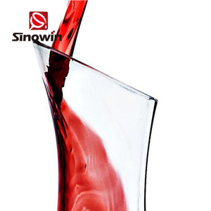 Decantador de Vino de Cristal Hecho a Mano con Capacidad para 1800 ml, Aireador de Vino para Amantes del Vino - Product Image 6