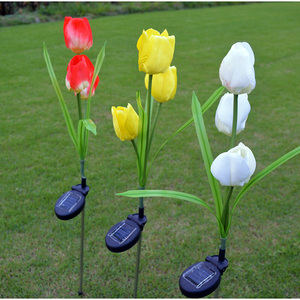 Luci da giardino a LED solari con fiore di tulipano alla moda IP65 per illuminazione da giardino all'aperto per giardini e spazi paesaggistici - Product Image 3