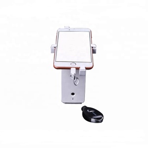 La pantalla de seguridad para teléfonos inteligentes Eastops soporta el sistema de alarma antirrobo con la caja de extracción más fuerte que se puede ver en la pantalla. - Product Image 4