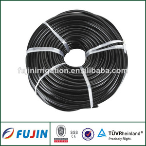 Pvc tuyau d'arrosage l'irrigation. communiquer avec minuterie de l'eau - Product Image 1