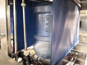 Machine de remplissage de bouteilles d'eau, entièrement automatique, 19 <span class=keywords><strong>litres</strong></span>, 20l, Machine d'embouteillage, baril, ligne de remplissage de 5 gallons - Product Image 3