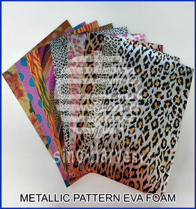 <span class=keywords><strong>Mousse</strong></span> EVA arc-en-ciel métallique et à motifs personnalisée coupée à la taille Durable et élégante - Product Image 4