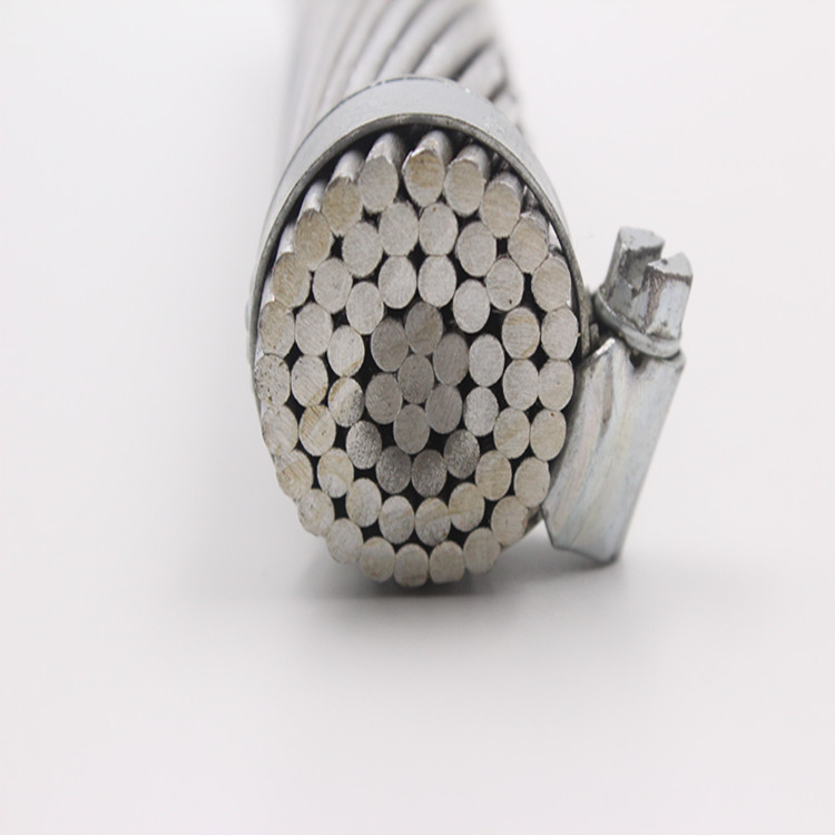 ASTM B 232, BS 215 Parte 2, IEC 61089 Conductor desnudo ACSR Conductor de aluminio con refuerzo de acero