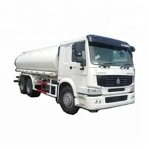 SINOTRUK HOWO 6x4 LHD/RHD道路洒水车水头船油罐车待售