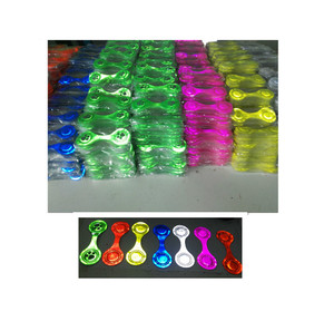 Clip Magnético Reflectante de PVC Blanco de Alta Visibilidad con Impresión Personalizada para Mochila, Regalos Promocionales - Product Image 1