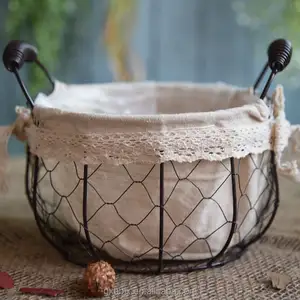 Toptan Depolama Tipi El Dokuması Yuvarlak ve Dikdörtgen Pas Kahverengi Tavuk Tel Meyve Veya Çiçek Sepeti Ile Çıkarılabilir Astar - Product Image 1