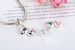 Wholesale Custom Brass Metal <strong>Enamel</strong> 3d <strong>Dog</strong> Pendant <strong>Charm</strong>