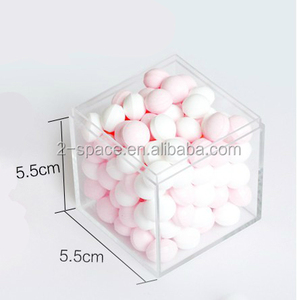 Boîte-cadeau en plastique pour faveurs de mariage en <span class=keywords><strong>plexi</strong></span> transparent de 2 pouces <span class=keywords><strong>Cube</strong></span> de bonbons en acrylique transparent pour faveurs de mariage - Product Image 4