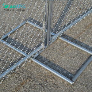 En plein air pas cher poteaux de clôture temporaire en métal solide fer conception de clôture de gril pour la véranda panneaux utilisé à vendre - Product Image 4