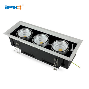5 años de garantía CRI80 <span class=keywords><strong>30W</strong></span> Triple cabezas Techo <span class=keywords><strong>Downlight</strong></span> Cob <span class=keywords><strong>Led</strong></span> Grille Spot Light - Product Image 3