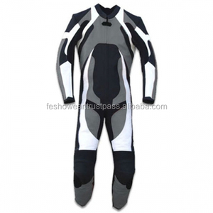 Combinaison en cuir de moto grise et blanche de qualité supérieure avec combinaison de moto de protection durable pour hommes et femmes - Product Image 1