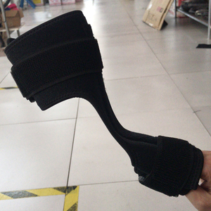Soporte <span class=keywords><strong>de</strong></span> tobillo <span class=keywords><strong>de</strong></span> neopreno Fascitis plantar ajustable Estiramiento nocturno Férula Bota Soporte <span class=keywords><strong>de</strong></span> pie - Product Image 6