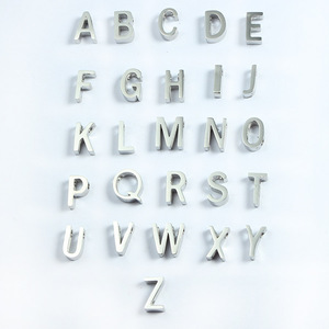 FAI DA TE In Acciaio Inox A-Z <span class=keywords><strong>Alfabeto</strong></span> Altamente Lucido Personalizzato Lettera di Fascini per Monili Che Fanno - Product Image 2