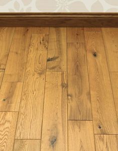 Parquet in <span class=keywords><strong>Rovere</strong></span> Bianco <span class=keywords><strong>Massello</strong></span> Dorato Europeo a Plancia Larga 18mm Spessore Design Rustico Yorking Hardwood con 5 Anni di Garanzia (da chiodare) - Product Image 4