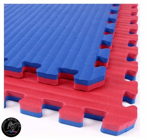 Color rojo y azul Haichi de espuma EVA capacitación Karate Tatami Taekwondo estera del rompecabezas de 4cm - Product Image 1