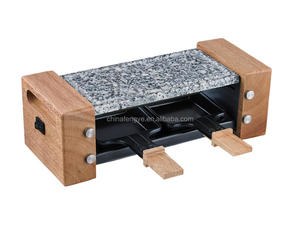 Gril à <span class=keywords><strong>raclette</strong></span> électrique pour <span class=keywords><strong>4</strong></span> <span class=keywords><strong>personnes</strong></span> avec manche en bois élégant pour se rassembler et se divertir! - Product Image 4