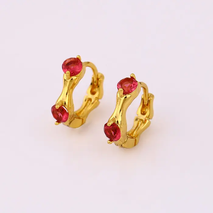 25125 xuping elegante eenvoudige ontwerp goud rode diamant steen zirconia vrouwen oorbel