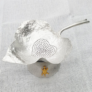 <span class=keywords><strong>Passoire</strong></span> à infuseur à thé <span class=keywords><strong>en</strong></span> maille/Base de <span class=keywords><strong>passoire</strong></span> à feuilles de thé <span class=keywords><strong>en</strong></span> étain <span class=keywords><strong>en</strong></span> métal/porte-filtre à thé pour outils de boisson au thé - Product Image 4