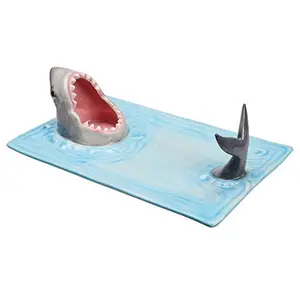 Plato de cerámica de estilo moderno para Sushi, con forma de tiburón de ataque