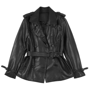 Cappotto <span class=keywords><strong>in</strong></span> pelle nera europea <span class=keywords><strong>in</strong></span> pelle sintetica da donna indossa una nuova bella giacca di pelle <span class=keywords><strong>in</strong></span> stile britannico <span class=keywords><strong>con</strong></span> <span class=keywords><strong>cintura</strong></span> <span class=keywords><strong>in</strong></span> <span class=keywords><strong>vita</strong></span> - Product Image 1