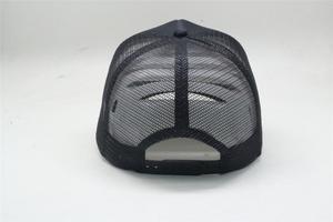 Casquettes de <span class=keywords><strong>luxe</strong></span> plates Hip Hop avec Logo brodé à 5 panneaux, chapeau perforé imperméable avec découpe Laser - Product Image 4