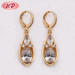 Grands modèles de boucles d'oreilles, bijoux saoudiens en or 22 carats, design <span class=keywords><strong>goutte</strong></span> d'eau, pierre en zircone cubique - Product Image 1