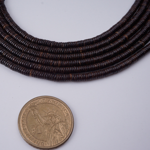 Venta al por mayor en línea 4 * 1 mm suelta de cáscara de coco natural granos del espaciador para rosario joyería que hace - Product Image 4