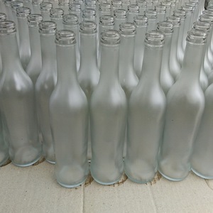 All'ingrosso bottiglia da Cocktail in vetro trasparente opaca a forma di <span class=keywords><strong>gelo</strong></span> rotonda bottiglia di vetro Rio con tappo a corona 275ml di vetro di vino - Product Image 6