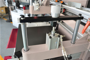 Macchina Serigrafica Semi-Automatica di Grandi Dimensioni per Stampa a Vuoto - Product Image 4