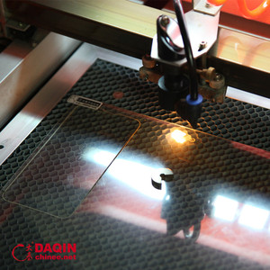 小型製品製造機の最高のビジネスアイデアは、強化ガラススクリーンプロテクターを作ります - Product Image 4