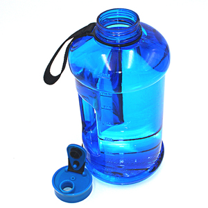 Nueva patente 2.2L botella <span class=keywords><strong>de</strong></span> agua GIMNASIO, GALONES <span class=keywords><strong>de</strong></span> agua 2.2L jur con correa, 2.2L botella <span class=keywords><strong>de</strong></span> agua <span class=keywords><strong>de</strong></span> plástico - Product Image 2