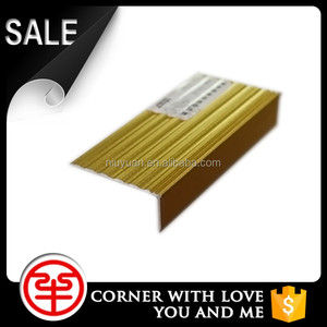 Cantoneras de aluminio dorado de transición para piso de madera - Product Image 5