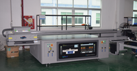 Máquina de impresión de inyección de tinta Industrial Yotta Uv Impresora plana de efecto en relieve Uv Led para caja de teléfono de azulejos de cerámica de vidrio