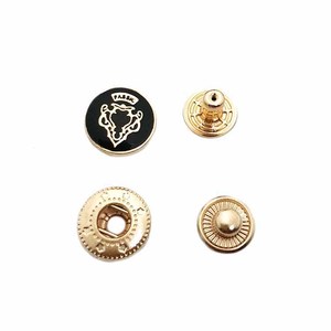 Boutons à pression métalliques personnalisés en quatre parties avec logo gravé en métal gunmetal pour la décoration - Product Image 5