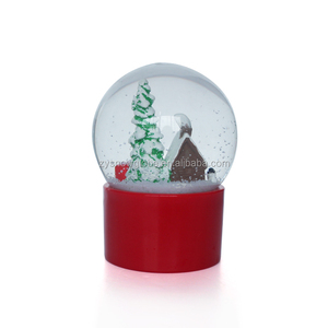Super Fournisseur <span class=keywords><strong>Coca</strong></span> Cola Vérifiés Certificat Usine Polyresin, Personnalisé Résine Plastique <span class=keywords><strong>Coca</strong></span> Cola De Noël Globe De Neige - Product Image 2