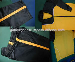 Chándal - Product Image 1