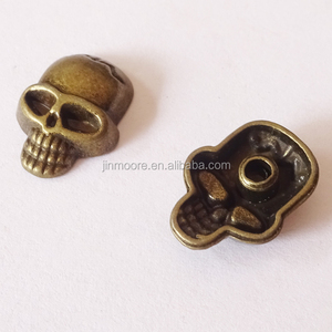 Crâne effrayant Antique <span class=keywords><strong>Rivet</strong></span> Studs pour embellissement Sac en cuir Veste - Product Image 3