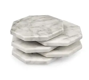 สีขาว Carrara Marble Coasters ไม้ไผ่ผู้ถือ