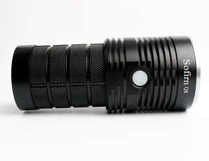 Lampe torche rechargeable USB en aluminium <span class=keywords><strong>avec</strong></span> 4 <span class=keywords><strong>LED</strong></span> XPL-HI originales de 5000 lm - Product Image 4